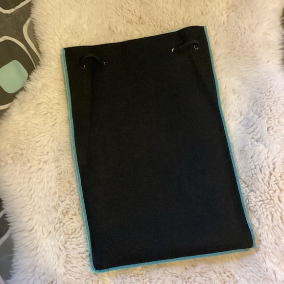 Triangl Swim Neoprene Beach Bag🐬 - Picture 2 of 6